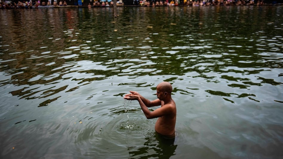Funeral Tonsure Service